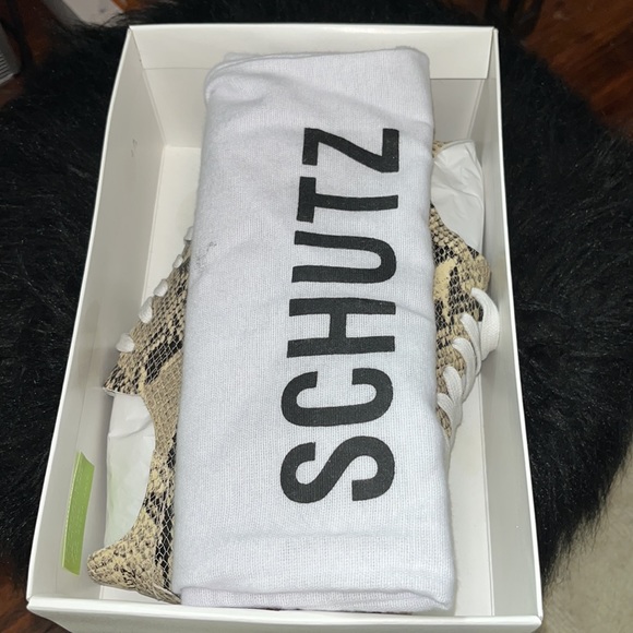 Schutz Leather Sneakers - Picture 8 of 9